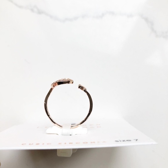 Lauren Conrad moon and star adjustable ring - Picture 4 of 5